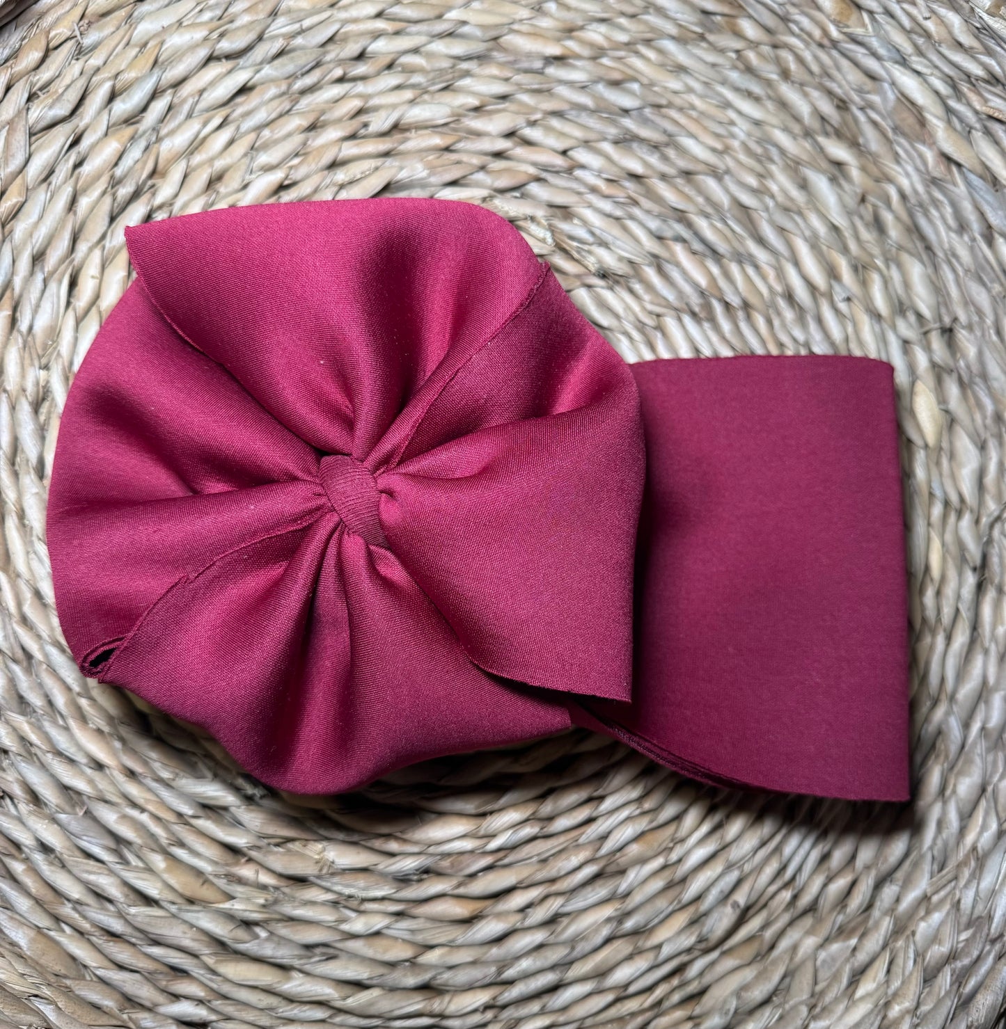 scuba solid maroon bow