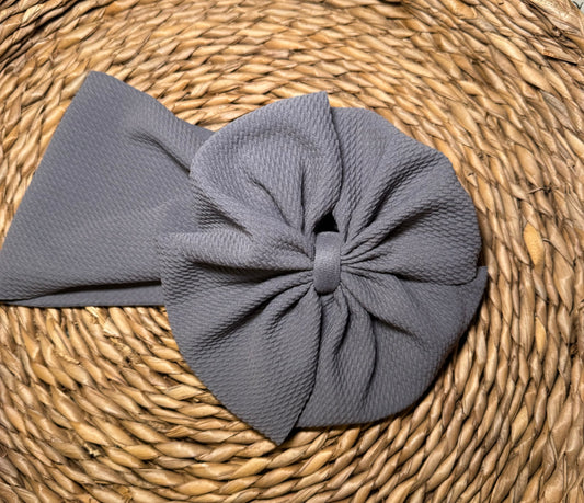 grey solid bow